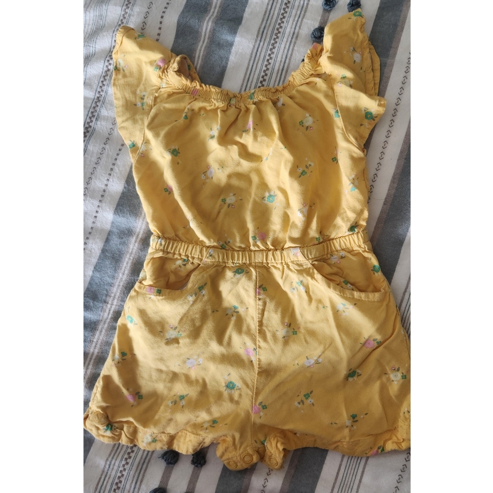 Cat & Jack Sunny Floral Outfit